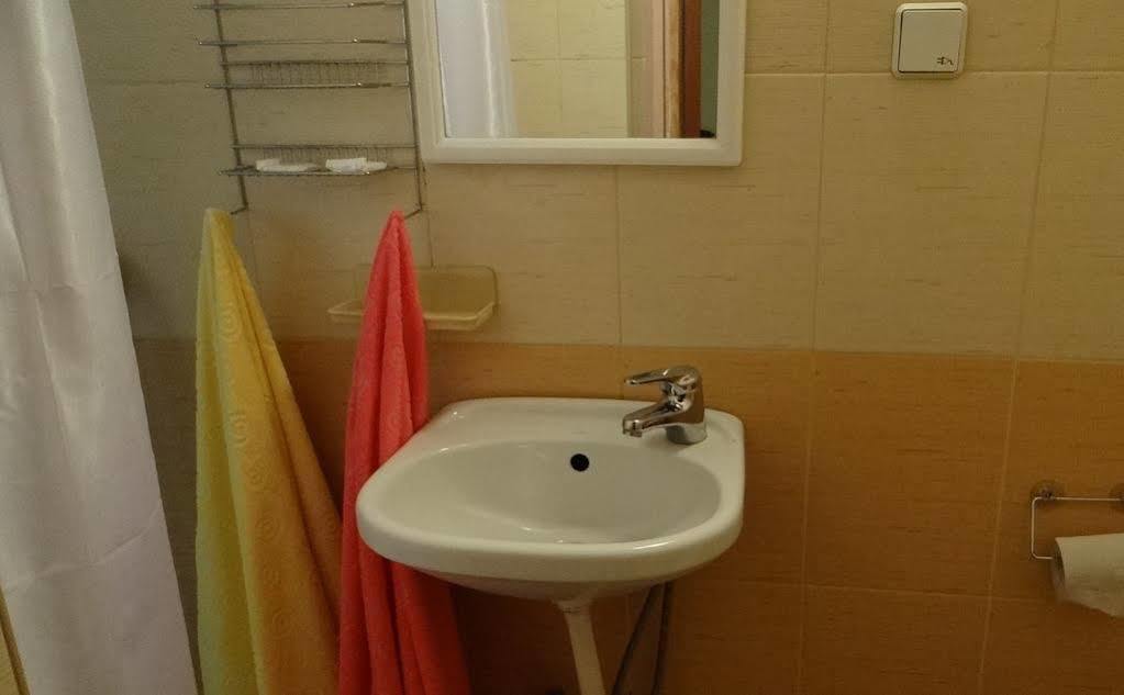 Hotel Desna Kut كييف المظهر الخارجي الصورة