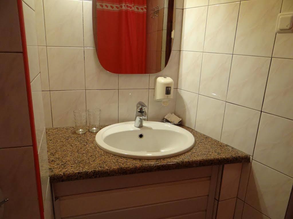 Hotel Desna Kut كييف المظهر الخارجي الصورة