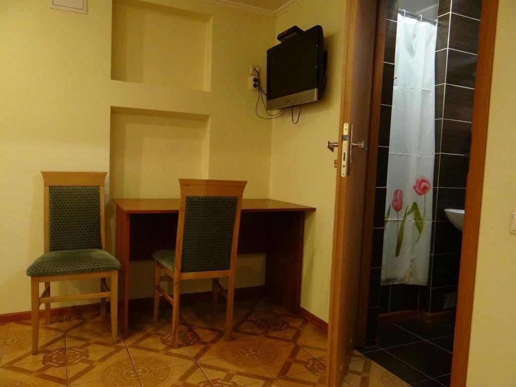 Hotel Desna Kut كييف المظهر الخارجي الصورة